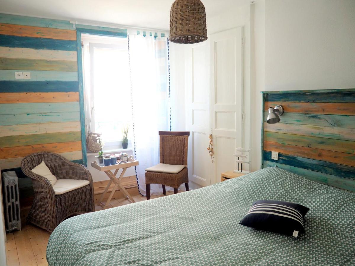 Chambres Double Marine 1 A 6 Personnes Brehal Экстерьер фото
